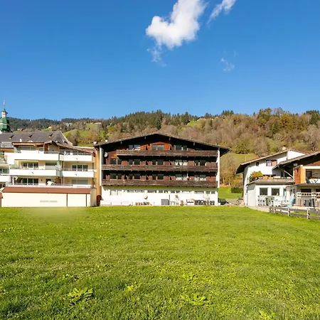 Апартаменты Brixen Alpin Living 7 Бриксен-им-Тале
